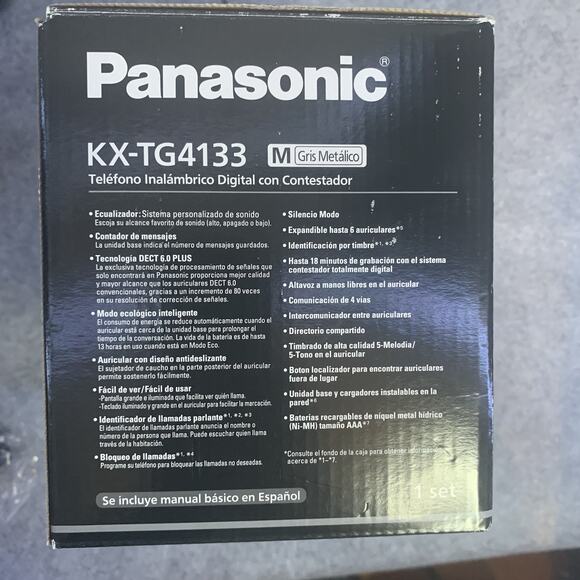 PanasonicKX TG4133 DECT 6.0+ Digital Cordless Answering System 3 Handsets - Picture 6 of 8